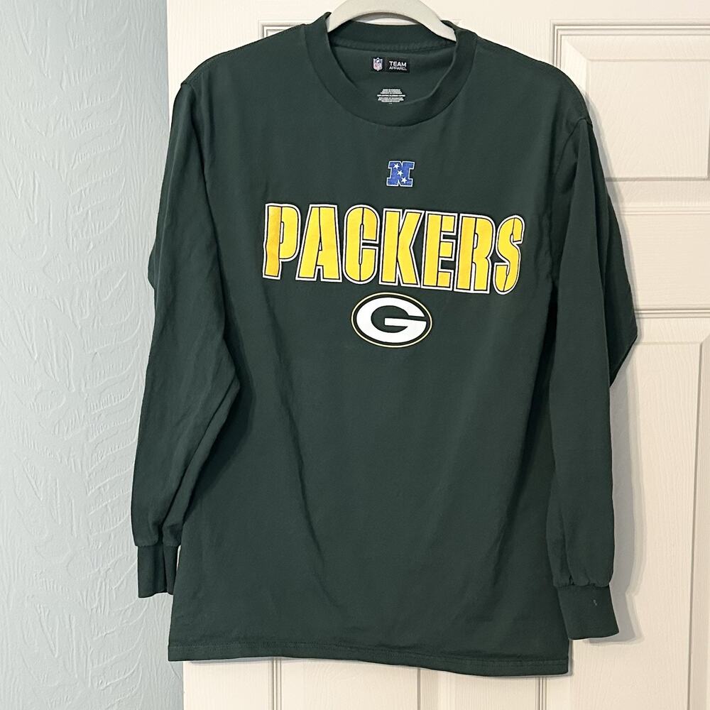 Green Bay Packers NFL Team Apparel 100% Cotton Men's Medium Long Sleeve Crew